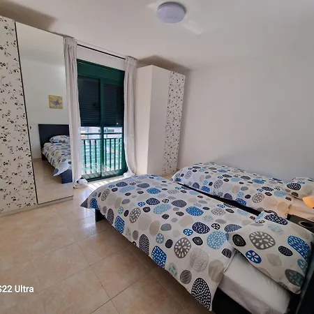 Апартаменты Casa Damaju *